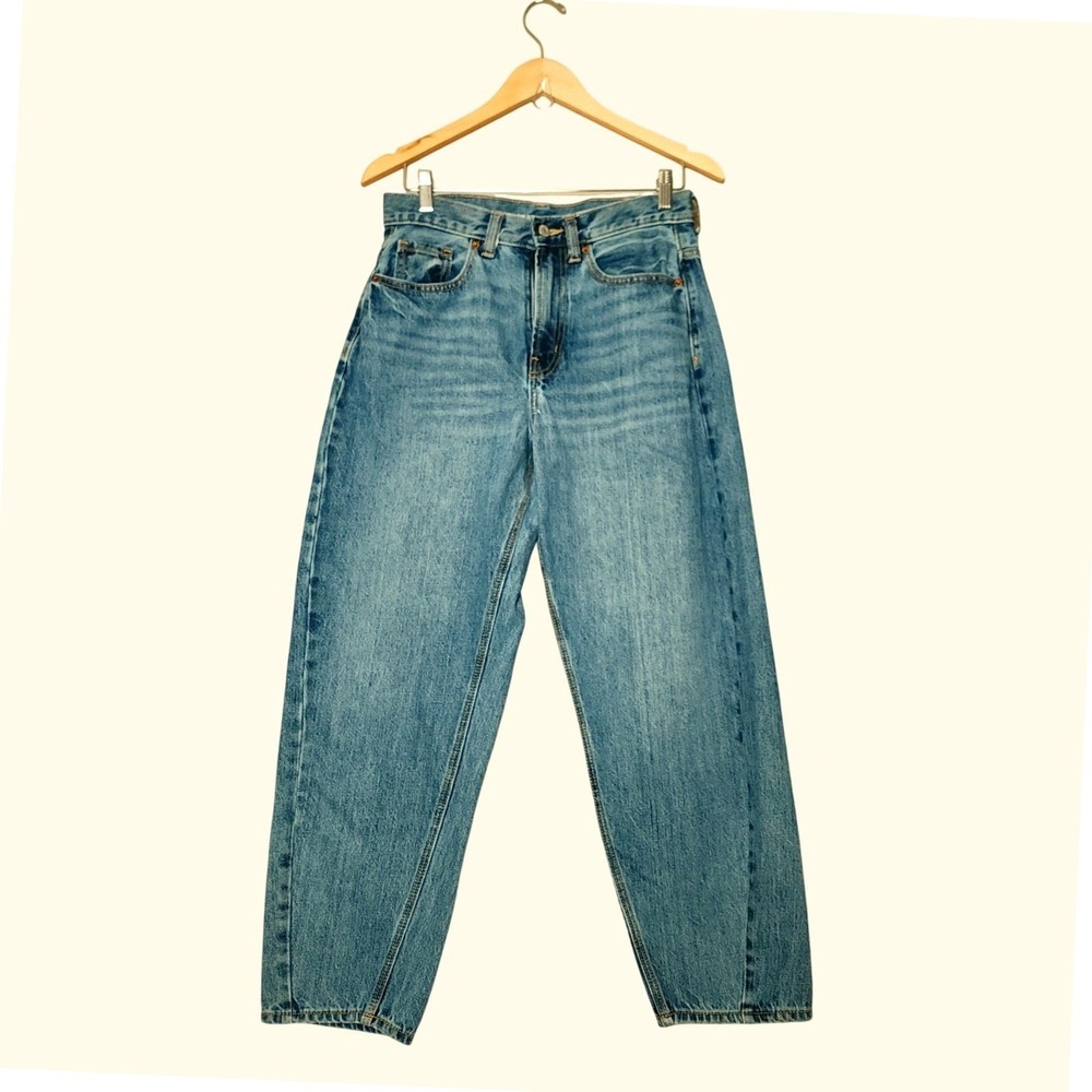 Old Navy Balloon Barrel Leg Jeans 6 High Rise Boho Indie Casual Everyday Denim